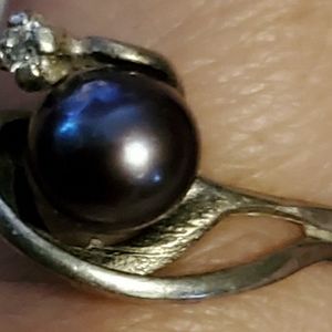 Vantel Pearls Journey Ring